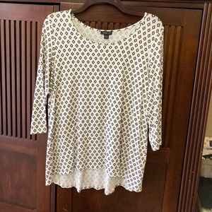 J. Jill Wearever Black and White Tunic. Med Petite